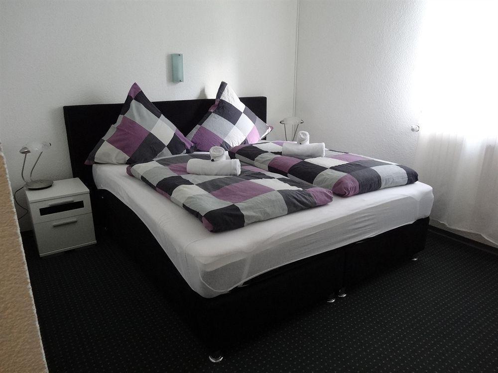 City Hotel Diez Extérieur photo