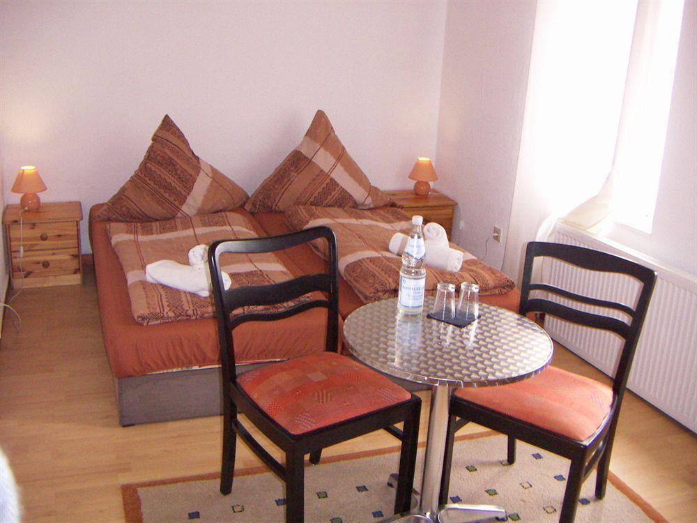 City Hotel Diez Extérieur photo