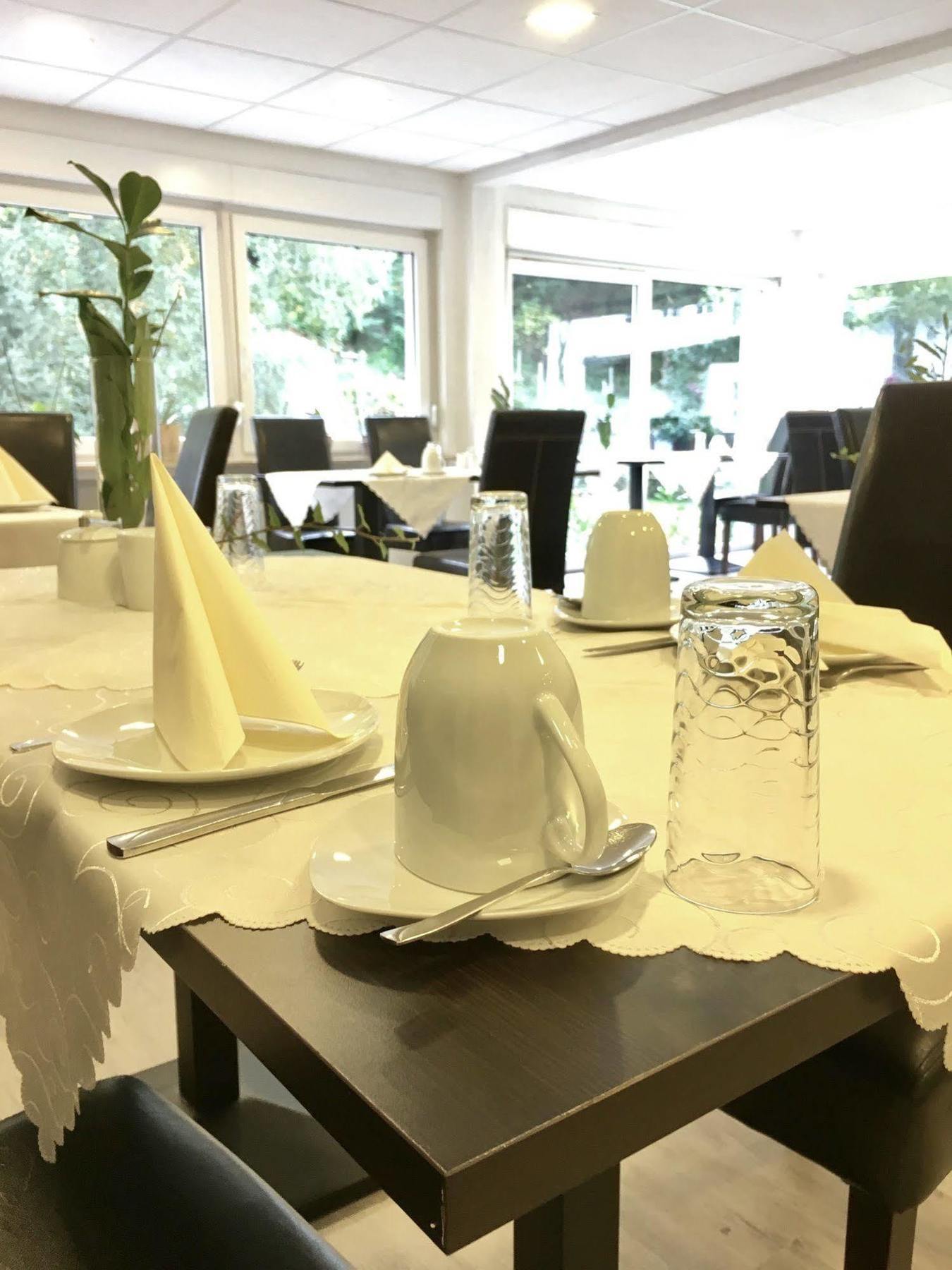 City Hotel Diez Extérieur photo